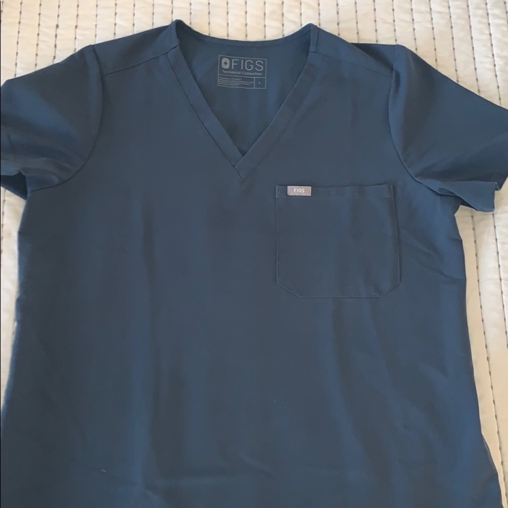 Figs midnight blue Catarina scrub top large